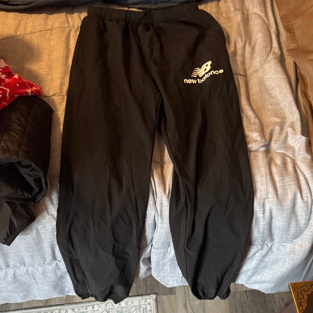 New balance black wind pants